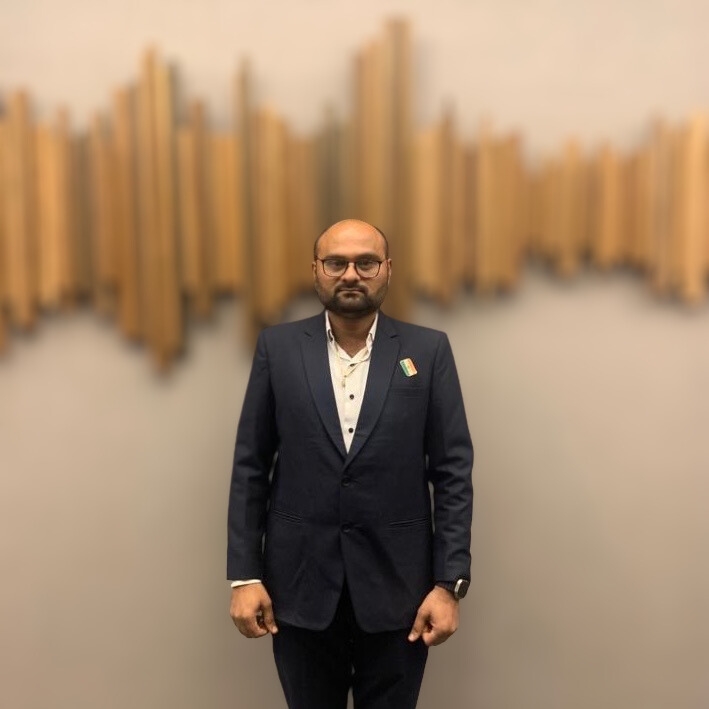 Samir Bambhroliya, Director